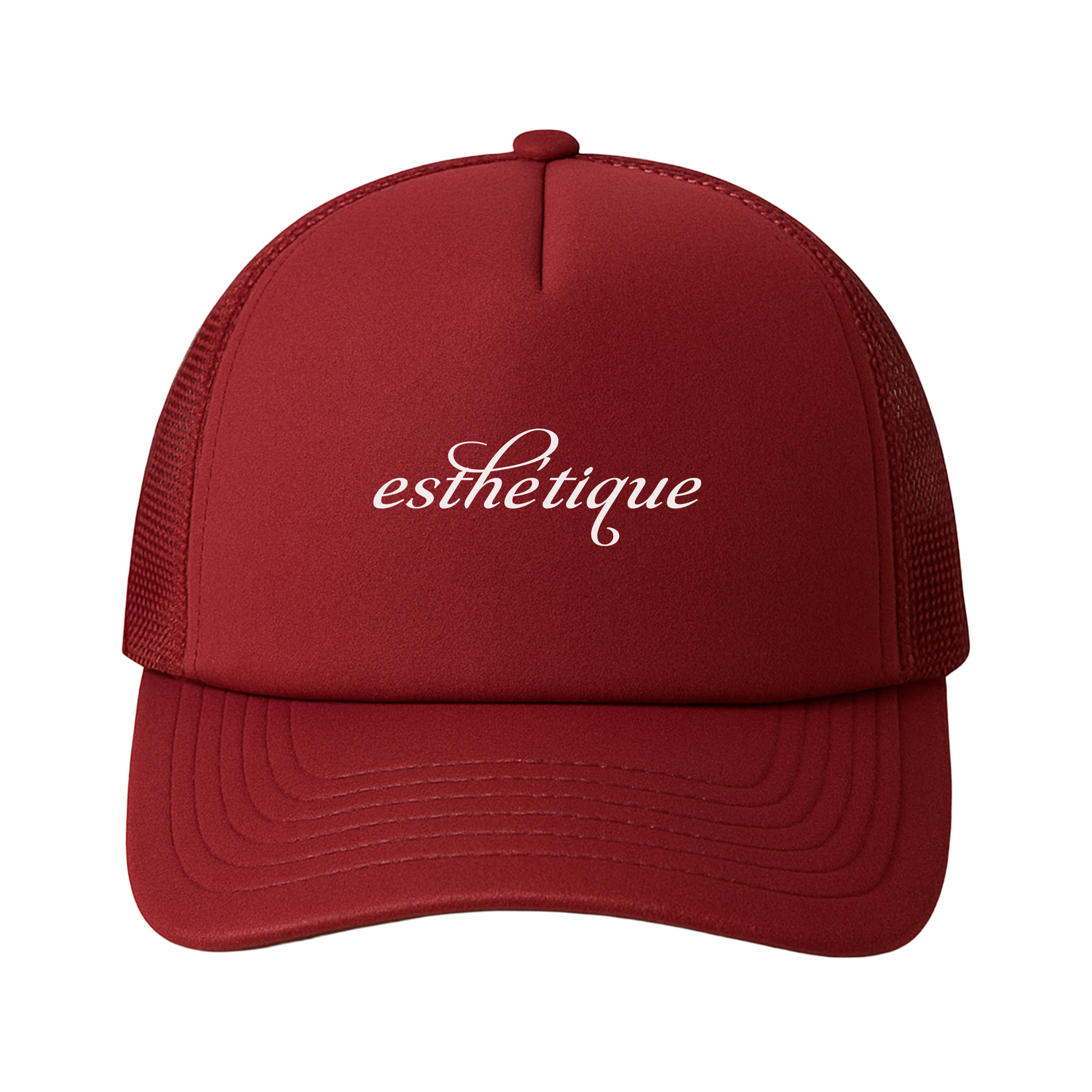 „Bordeauxrote Trucker-Cap mit weißem ‚esthétique‘-Schriftzug in geschwungener Typografie – urbanes Streetwear-Accessoire mit französischem Flair“